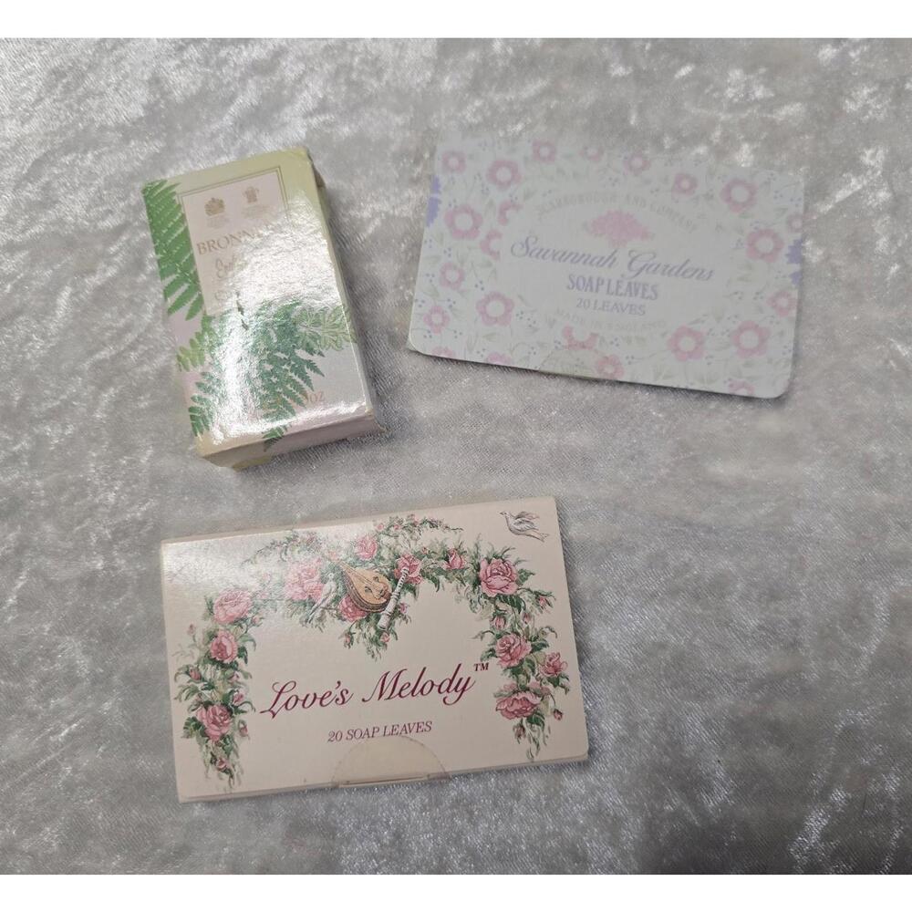 Vintage bundle of toiletries all brand new - Picture 2 of 5
